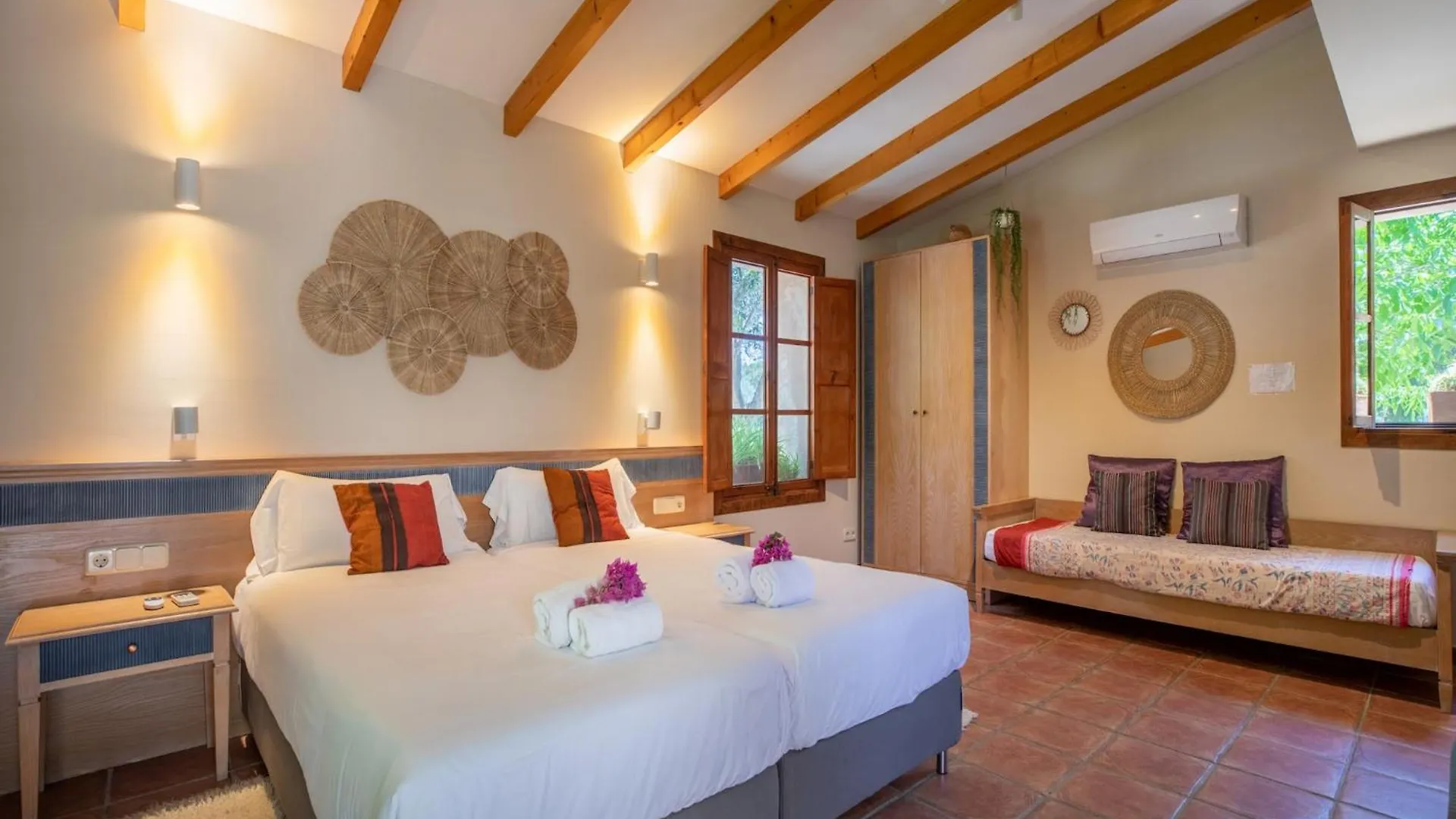 Country House Near Platja De Muro Selva  Dom wakacyjny Selva (Mallorca)